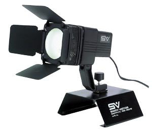 Smith Victor AL415 150-watt quartz AC video light w/ barndoors (701605) - Photo-Video - Smith-Victor - Helix Camera 